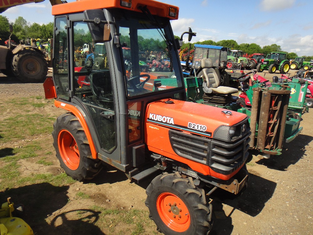 KUBOTA B2110 CZĘŚCI DO SILNIKA